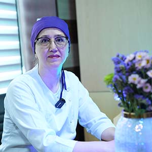 دکتر شعله هندی
